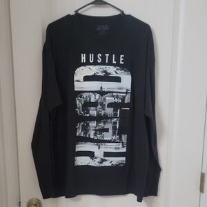 Spoiler Alert Size L Black "Hustle Hard" NYC Skyline Graphic Long Sleeve T Shirt